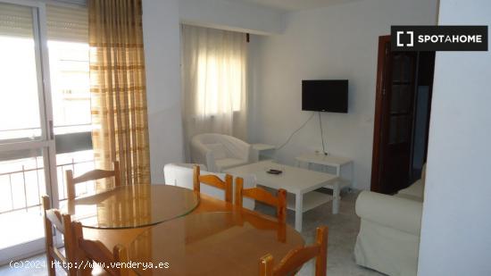 Habitación en piso compartido en Córdoba - CORDOBA