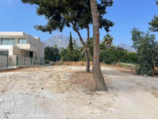 Venta de parcela en la Milla de Oro de Marbella - MALAGA