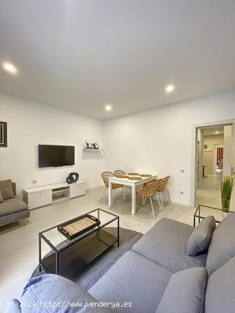 Piso en venta totalmente reformado - BARCELONA