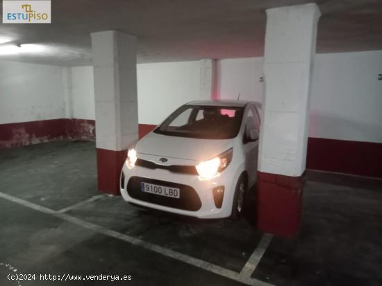 GARAJE EN AVENIDA SANTIAGO PARA COCHE MUY PEQUEÑO O MOTO O REMOLQUE - ALAVA