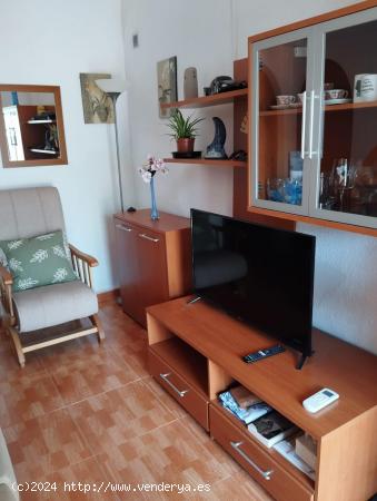 ALQUILER DE SEPTIEMBRE A JUNIO PARA PROFESORES!!  BUNGALOW DE DOS DORMITORIOS EN ZONA TRANQUILA - AL