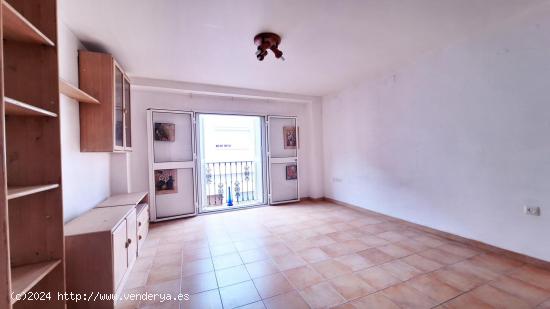 CASA EN VENTA EN EL BARRIO SAN ISIDRO - CADIZ