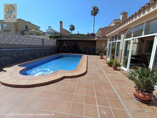  VENTA VIVIENDA UNIFAMILIAR EN CAMPO DE GOLF - CADIZ 