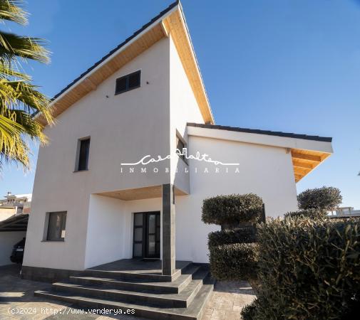 Se vende bonito chalet en Alfaz - ALICANTE