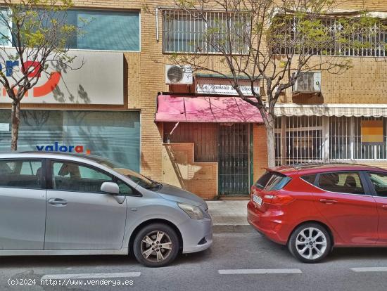 SE ALQUILA LOCAL EN  LA CALLE DEL TORERO JOSÉ MARÍA MANZANARES - SAN BLAS - ALICANTE