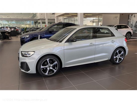 Se Vende AUDI A1 Sportback Adrenalin 30 TFSI 81kW S tron