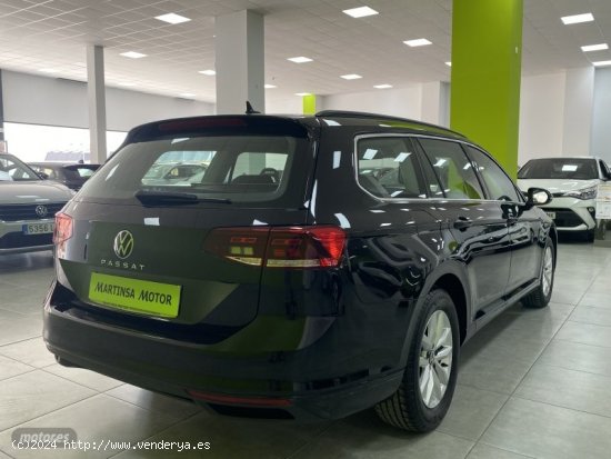 Volkswagen Passat Variant Connect 2.0 TDI 90kW (122CV) DSG de 2022 con 24.000 Km por 34.300 EUR. en 