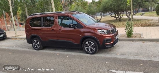 Peugeot Rifter GT BlueHDi 130 EAT8 Long de 2018 con 69.500 Km por 24.500 EUR. en Zaragoza