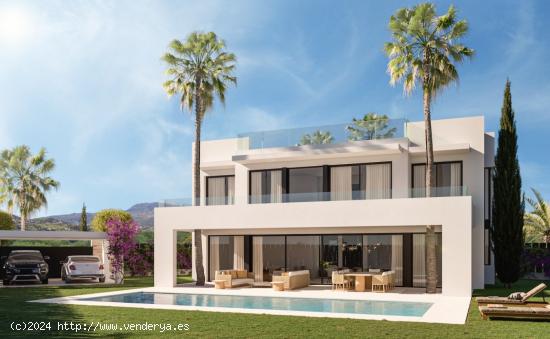 Lujosa villa de estilo moderno situada entre Marbella y Estepona - MALAGA