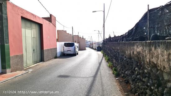 ¡TERRENO URBANO AMPLIA FACHADA, SAN ANTONIO TELDE! - LAS PALMAS