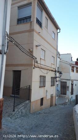 CASA FAMILIAR EN SIERRO ( ALMERÍA ) DE TRES HABITACIONES. - ALMERIA