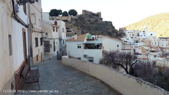 CASA FAMILIAR EN SIERRO ( ALMERÍA ) DE TRES HABITACIONES. - ALMERIA