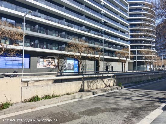 Local comercial en alquiler en Av. Carrilet, 2, La Marina Montjuic/Barcelona - BARCELONA