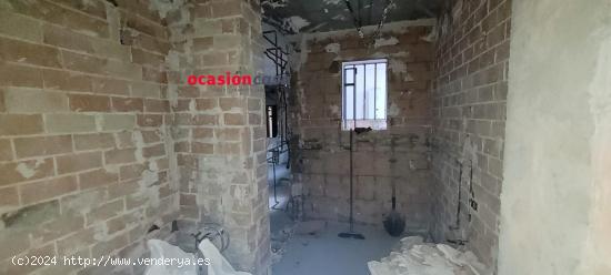 SE VENDE PISO EN BRUTO PARA REFORMAR A TU GUSTO - CORDOBA