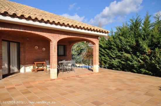 Gran chalet en una sola planta - BARCELONA