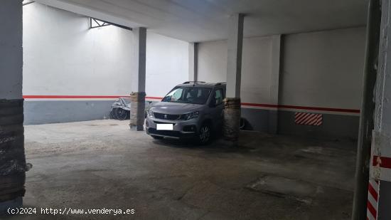 LOCAL COMERCIAL EN VENTA (VALLADOLID) - VALLADOLID