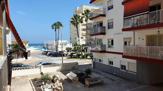  Apartamento con vistas al mar situado en 2ªlínea playa de Tavernes de la Valldigna - VALENCIA 