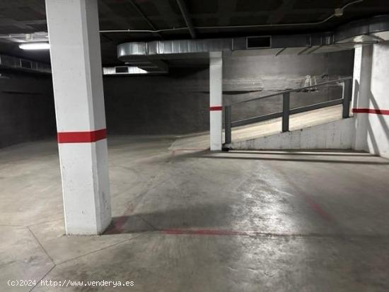  Plaz de parking en alquiler en calle Covadonga - BARCELONA 