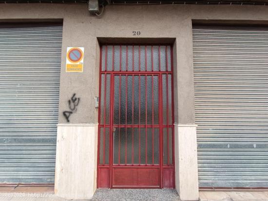 OPORTUNIDAD, SE VENDE ESTUPENDO PISO EN CALASPARRA. - MURCIA