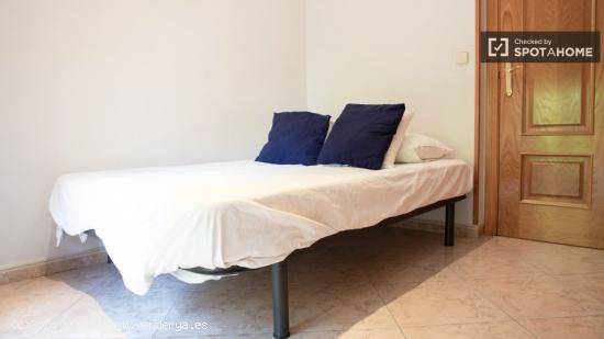 Apartamento de 3 dormitorios en alquiler en Goya - MADRID