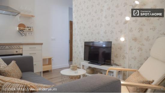 Elegante apartamento de 2 dormitorios en alquiler en Salamanca - MADRID