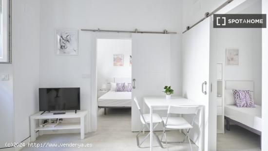 Apartamento de 2 dormitorios en alquiler en Lavapiés - MADRID