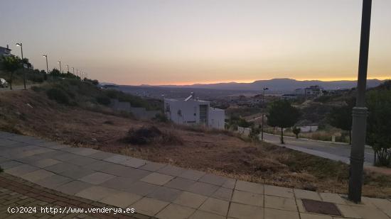 Venta de parcela en Altos de La Zubia. - GRANADA