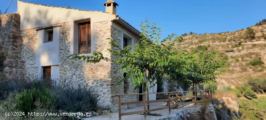 ANTIGUO MOLINO RESTAURADO EN SELLA - ALICANTE