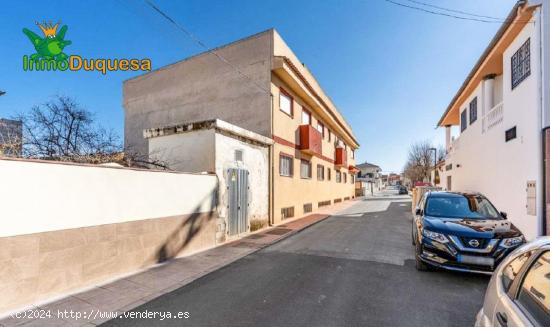 INVERSOR!!! Lote de 4 pisos y 6 Parkings con trastero en Cijuela. - GRANADA