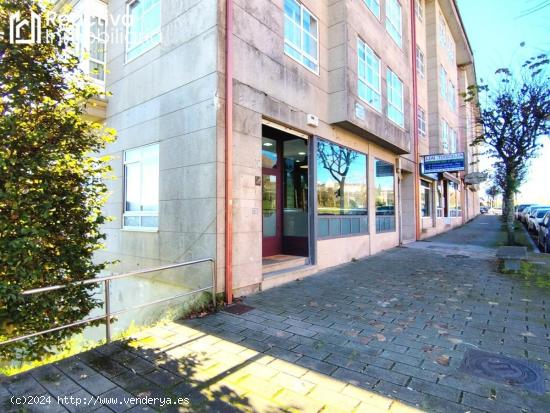  Amplia cafetería-restaurante frente al centro comercial As Cancelas - A CORUÑA 