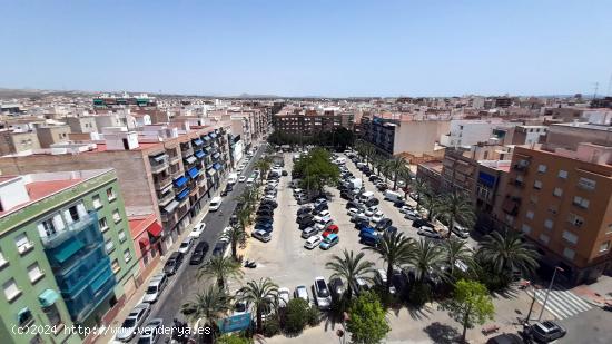  ATICO EN AMBULATORIO SAN FERMIN - ALICANTE 