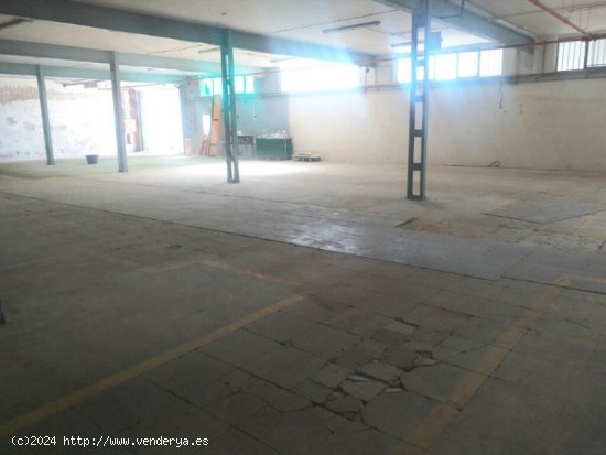 NAVE COMERCIAL-INDUSTRIAL LINEA CARRETERA EN YECLA