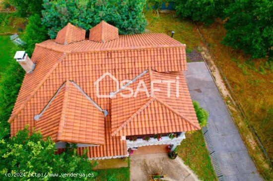 PRECIOSO CHALET INDEPENDIENTE A 10 MINUTOS DEL CENTRO DE LEÓN