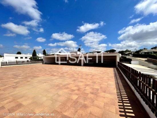 Negocio exclusivo en Menorca: Terraza con vistas sensacionales sobre la costa de Binibeca, ideal par