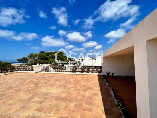 Negocio exclusivo en Menorca: Terraza con vistas sensacionales sobre la costa de Binibeca, ideal par