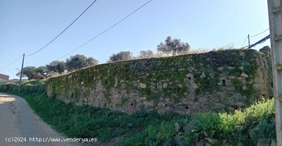 Terreno rústico con una superficie de 6.385 m2 en Lagartera.