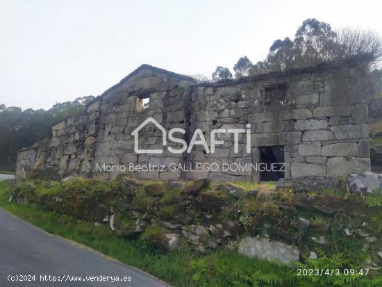 SE VENDE TERRENO RUSTICO CON ESTRUCTURA DE CASA DE PIEDRA EN PONTESAMPAIO - PONTEVEDRA