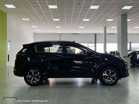 Kia Sportage 1.6 CRDI MHEV 115CV Drive de 2020 con 44.000 Km por 23.300 EUR. en Malaga