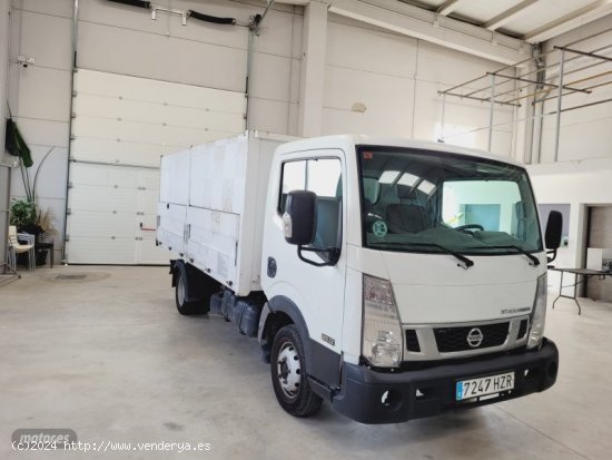 Nissan Cabstar volquete basculante de 2014 con 63.884 Km por 18.500 EUR. en Valencia