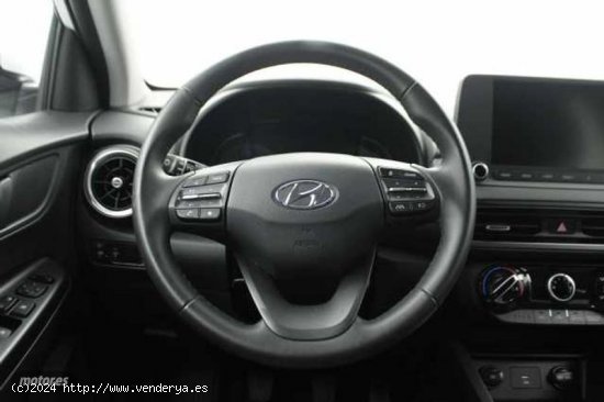 Hyundai Kona 1.0 TGDI Klass 4x2 de 2023 con 10.440 Km por 20.500 EUR. en Barcelona