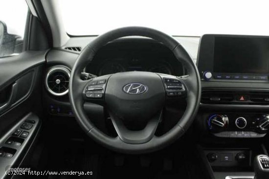 Hyundai Kona 1.0 TGDI Klass 4x2 de 2023 con 9.271 Km por 20.500 EUR. en Barcelona