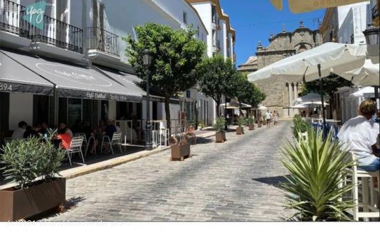 LOCAL COMERCIAL EN EL CASCO HISTÓRICO DE TARIFA - CADIZ