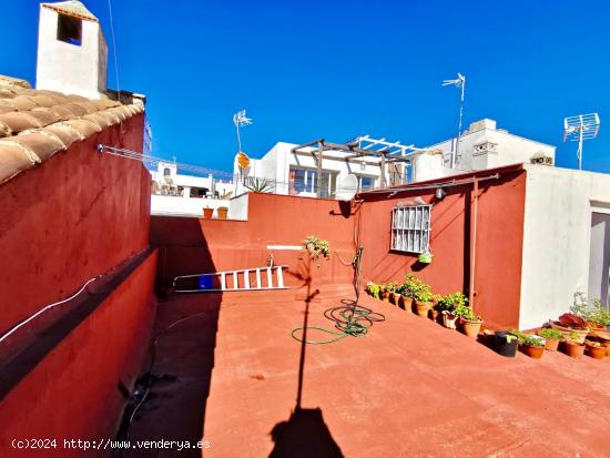 Casa en el casco histórico con vistas al mar - CADIZ