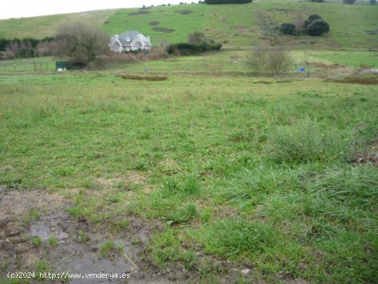 Se Vende en Santa Cruz de Bezana - CANTABRIA