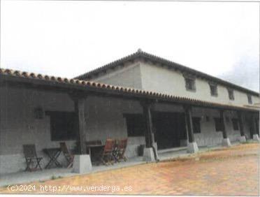 Finca con explotacion y zona de recreo - SEGOVIA