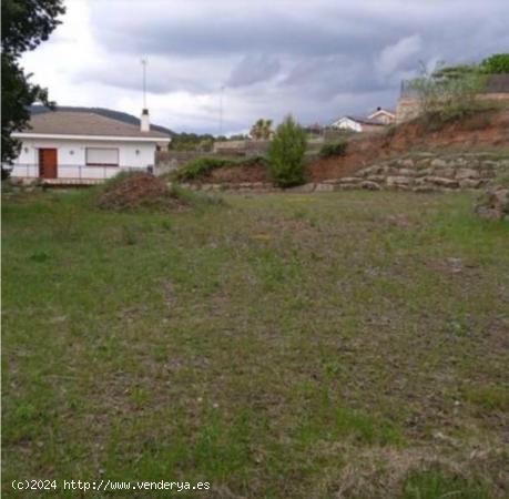 Terreno en Urbanización El Serrat de Castellnou - BARCELONA