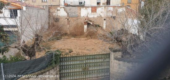 Solar súper céntrico para construir ya! - BARCELONA