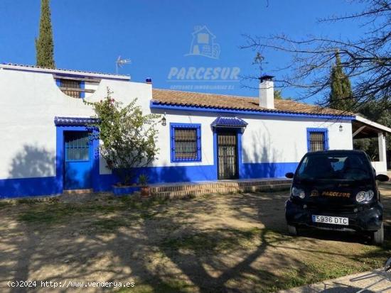  ZONA CUEVAS BAJAS - Parcela de  2350m2 con casa y piscina - CORDOBA 