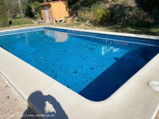 ZONA CUEVAS BAJAS - Parcela de  2350m2 con casa y piscina - CORDOBA