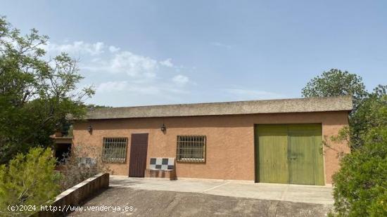 SE VENDE CHALET EN PEDRALBA - VALENCIA